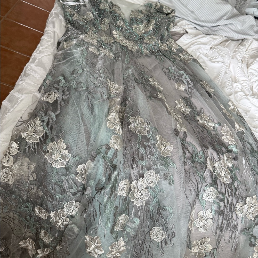 Mac Duggal NWT Seamist Green / Gray Floral Embroidered Maxi Gown 20294 - Picture 3 of 16